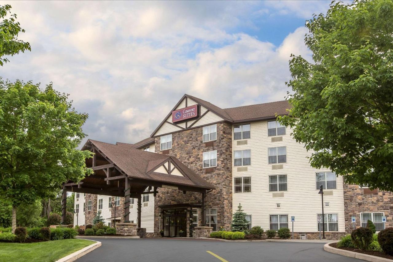 Comfort Suites Lake George - Queensbury Exterior photo